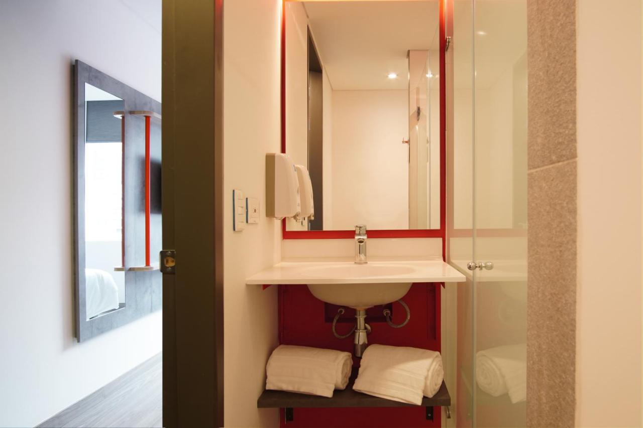 Ibis Budget Bogota Marly Екстер'єр фото